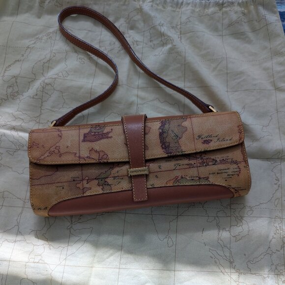 Alviero Martini Signature Map baguette bag - Picture 2 of 11